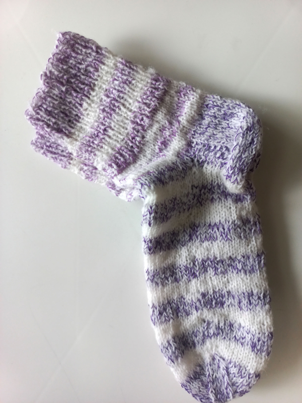 Ponožky fialovo-bílý proužek 22 cm