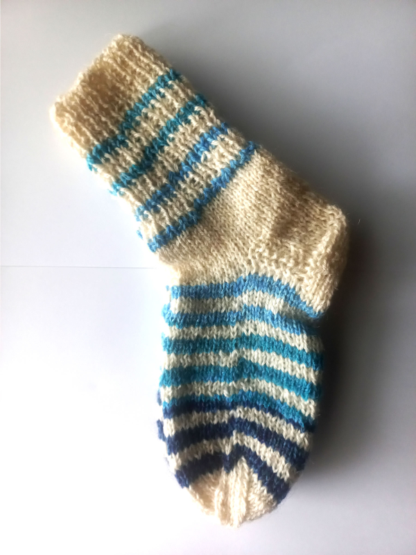 Ponožky s modrými proužky 21 cm