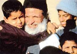 Abdul Sattar Edhi a děti